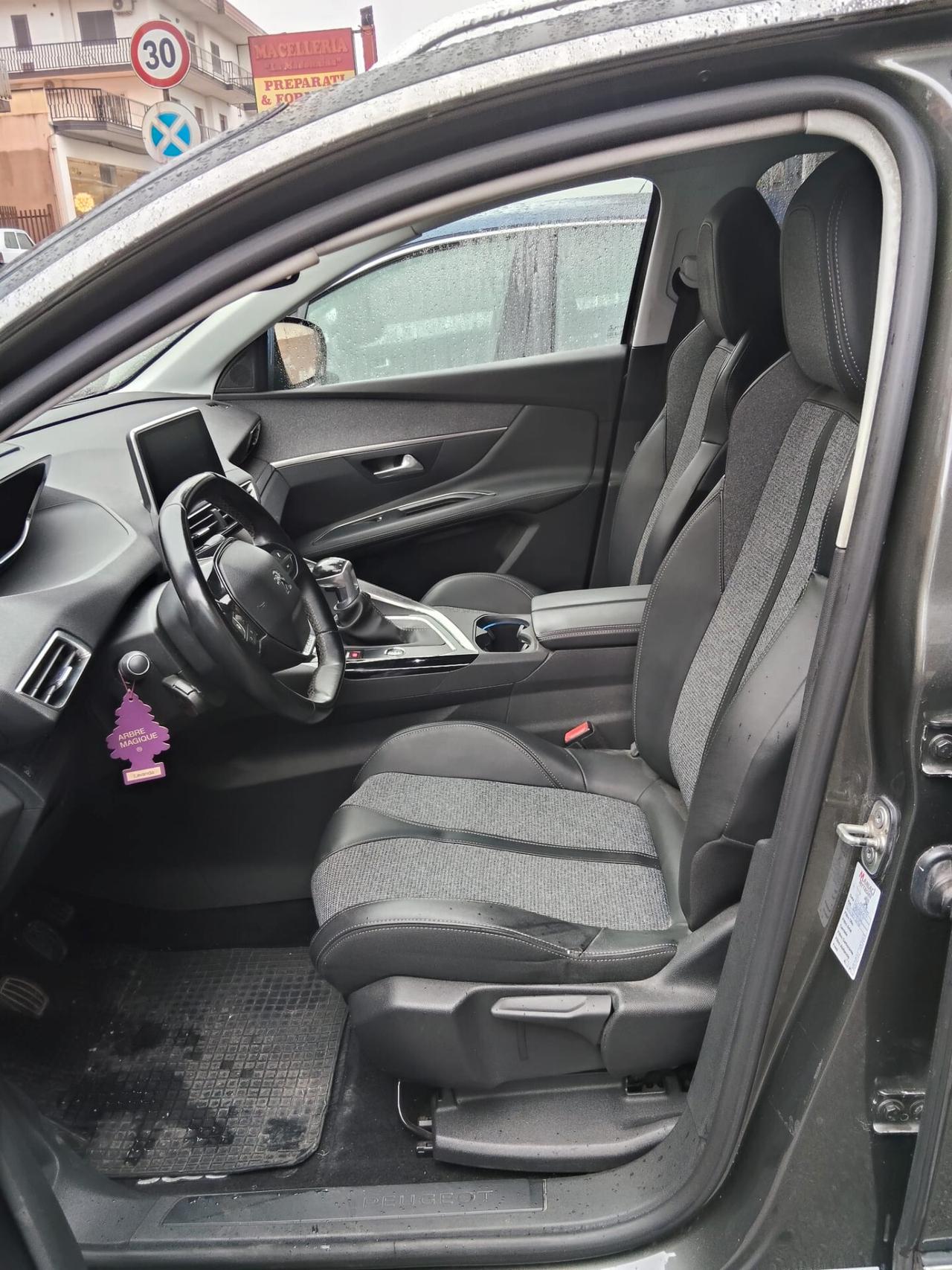 Peugeot 3008 BlueHDi 130 S&S Allure