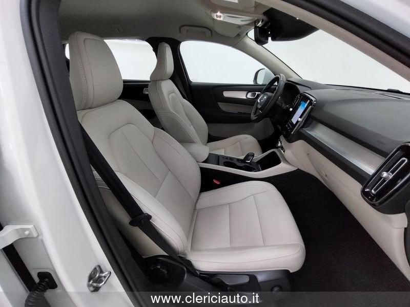 Volvo XC40 B4 AWD Geartronic Momentum Pro