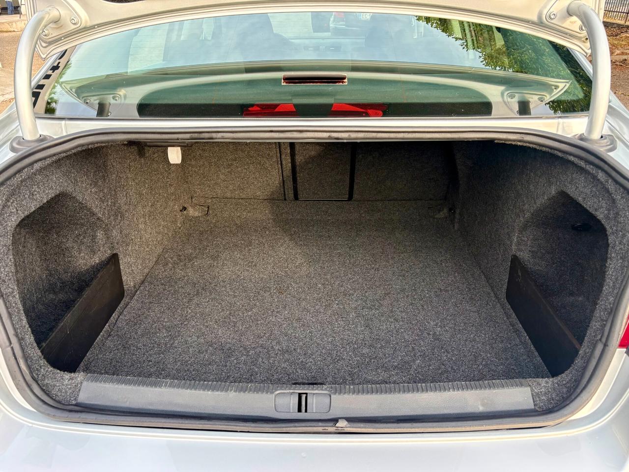 Volkswagen Passat 2.0 TDI Comfortline