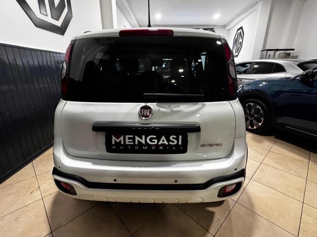 FIAT Panda 1.0 FireFly S&S Hybrid Pandina