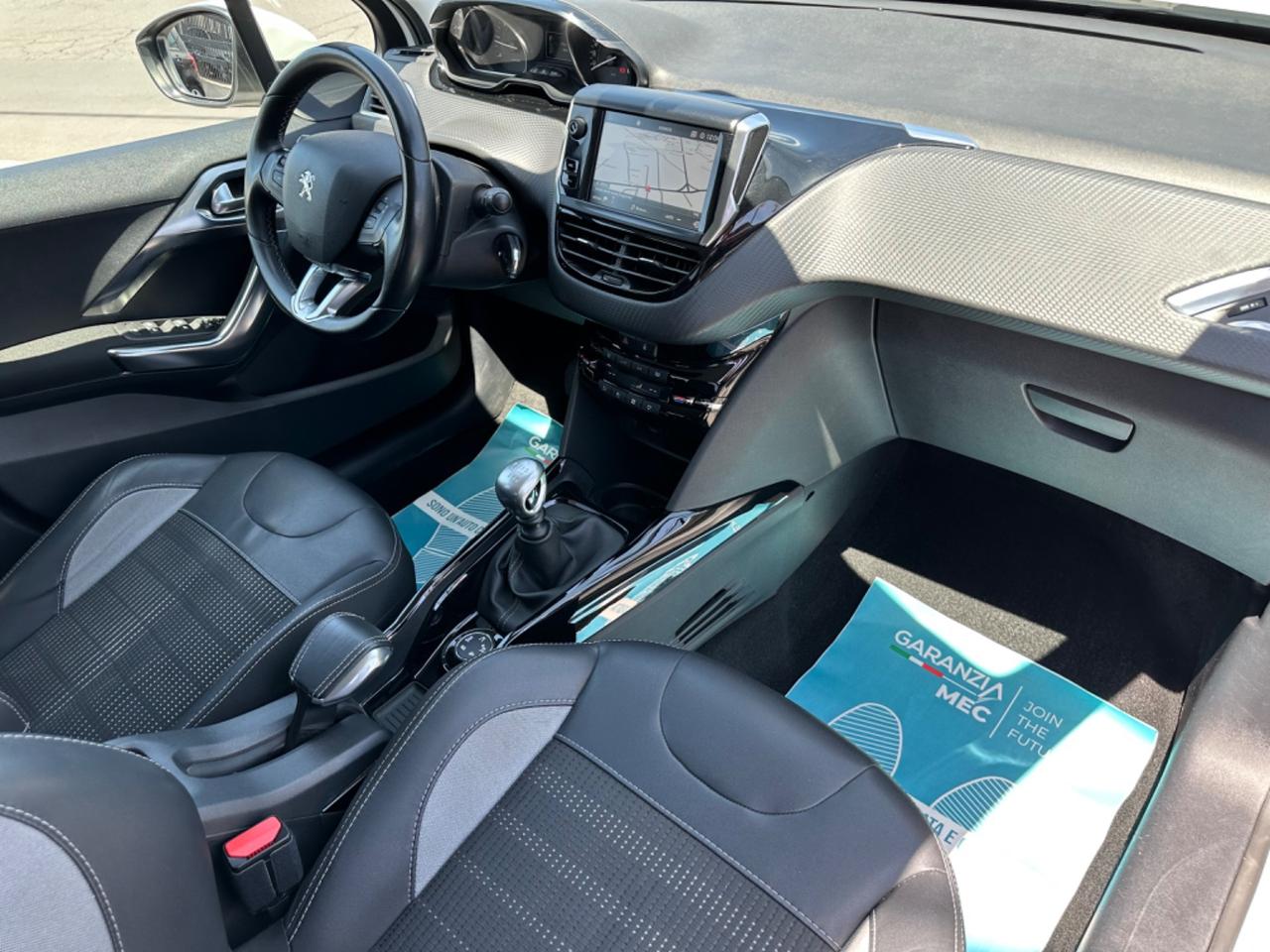 Peugeot 2008 BlueHDi 120 S&S Allure