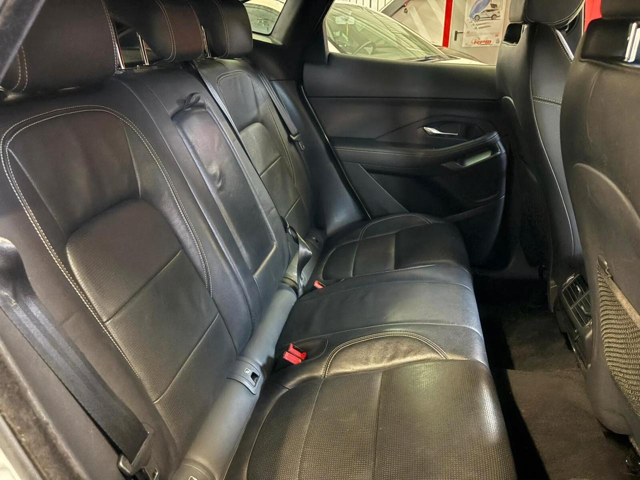 Jaguar E-Pace 2.0D 150 CV AWD aut. R-Dynamic S