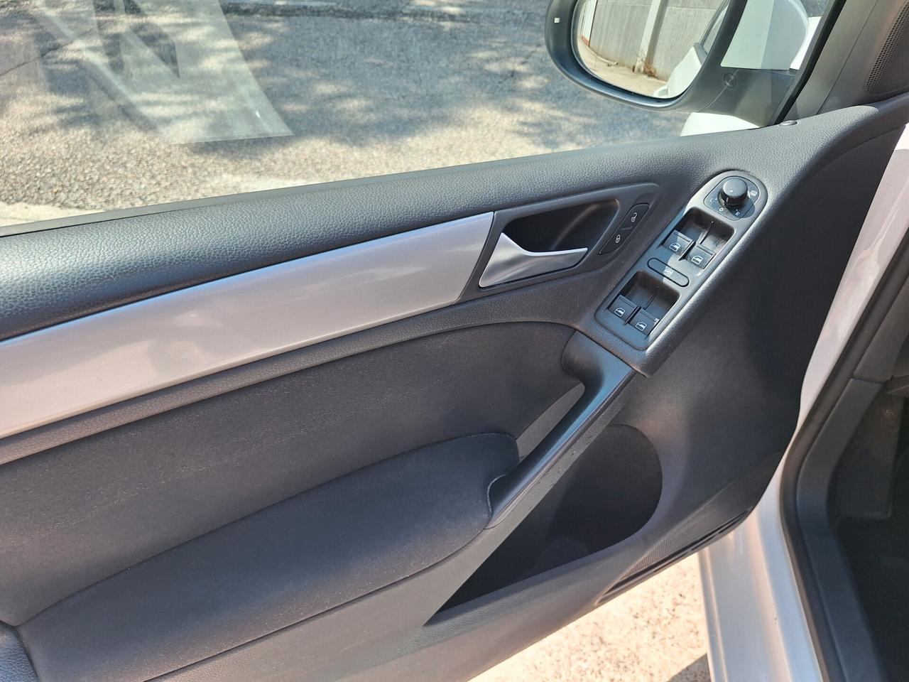 Volkswagen Golf bifuel gpl