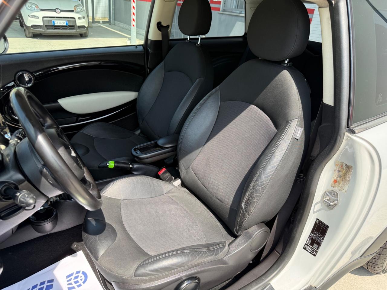 Mini 1.6 16V Cooper D