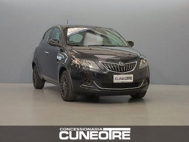 Lancia Ypsilon Ypsilon 1.0 FireFly 5 porte S&S Hybrid Ecochic Silver