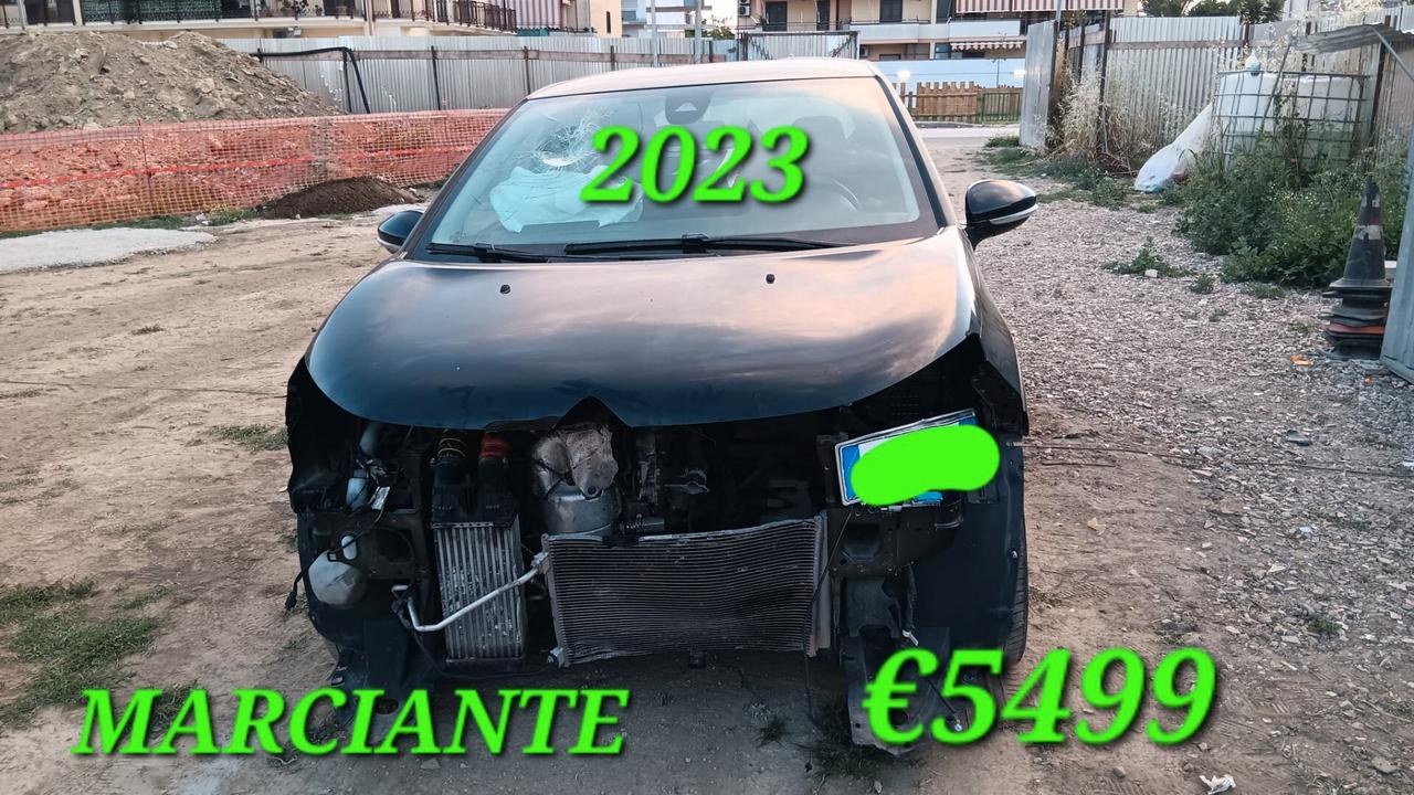 Citroen C3 SHINE INCIDENTATA SINISTRATA MONDIALCARS 023