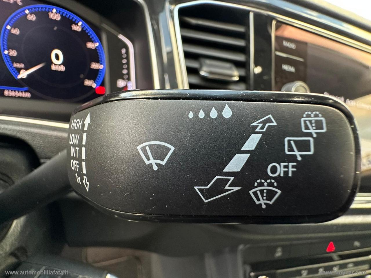 VOLKSWAGEN T-Roc 1.6 TDI SCR Advanced BlueMot.Tech. PARI AL NUOVO