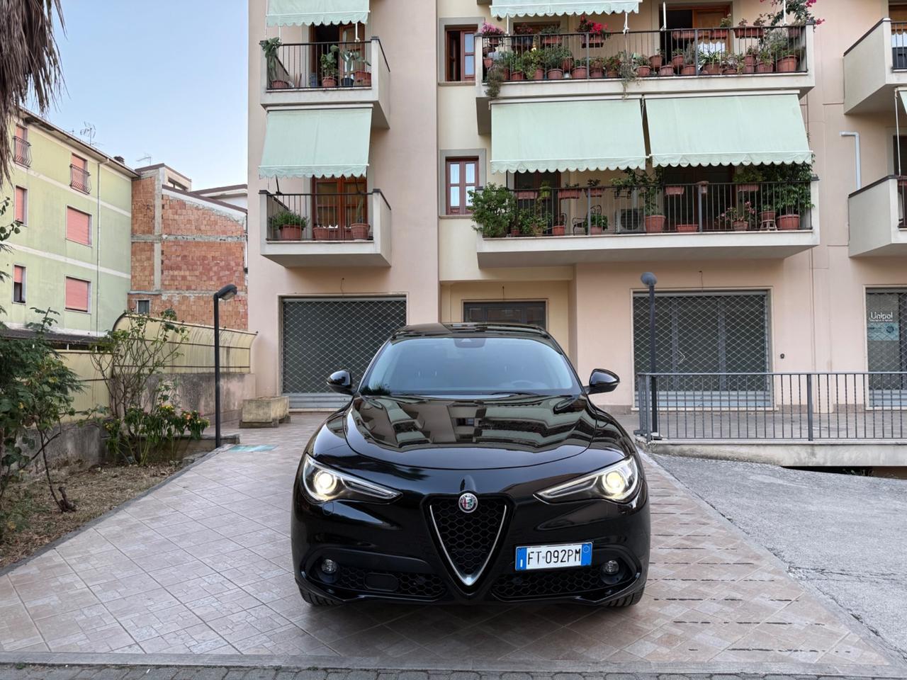 Alfa Romeo Stelvio 2.2 Turbodiesel 210 CV AT8 Q4 B-Tech
