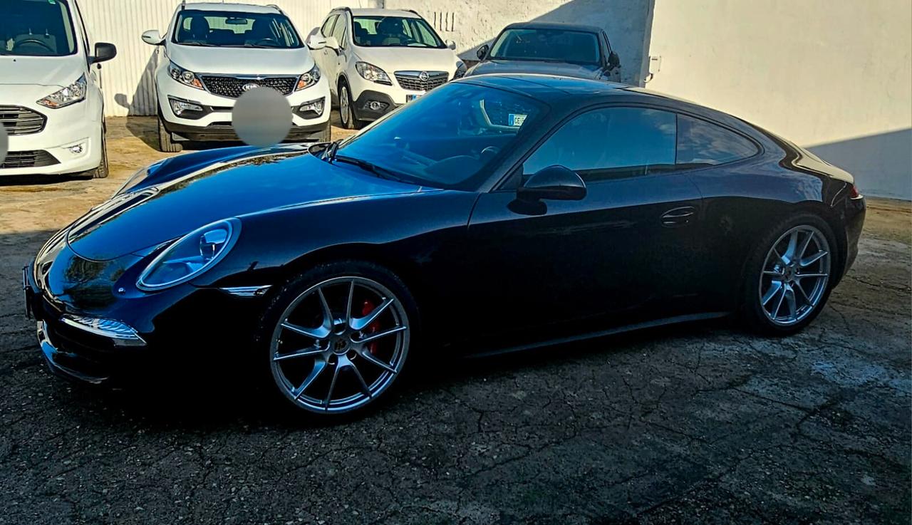 Porsche 911 3.8 Carrera 4S Coupé