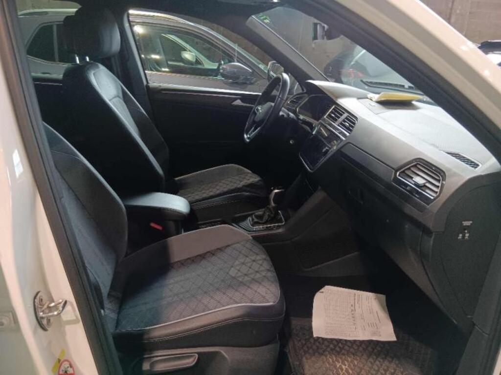 Volkswagen Tiguan 2.0 TDI 150cv R-Line DSG LED Performance, Navi, Retrocamera