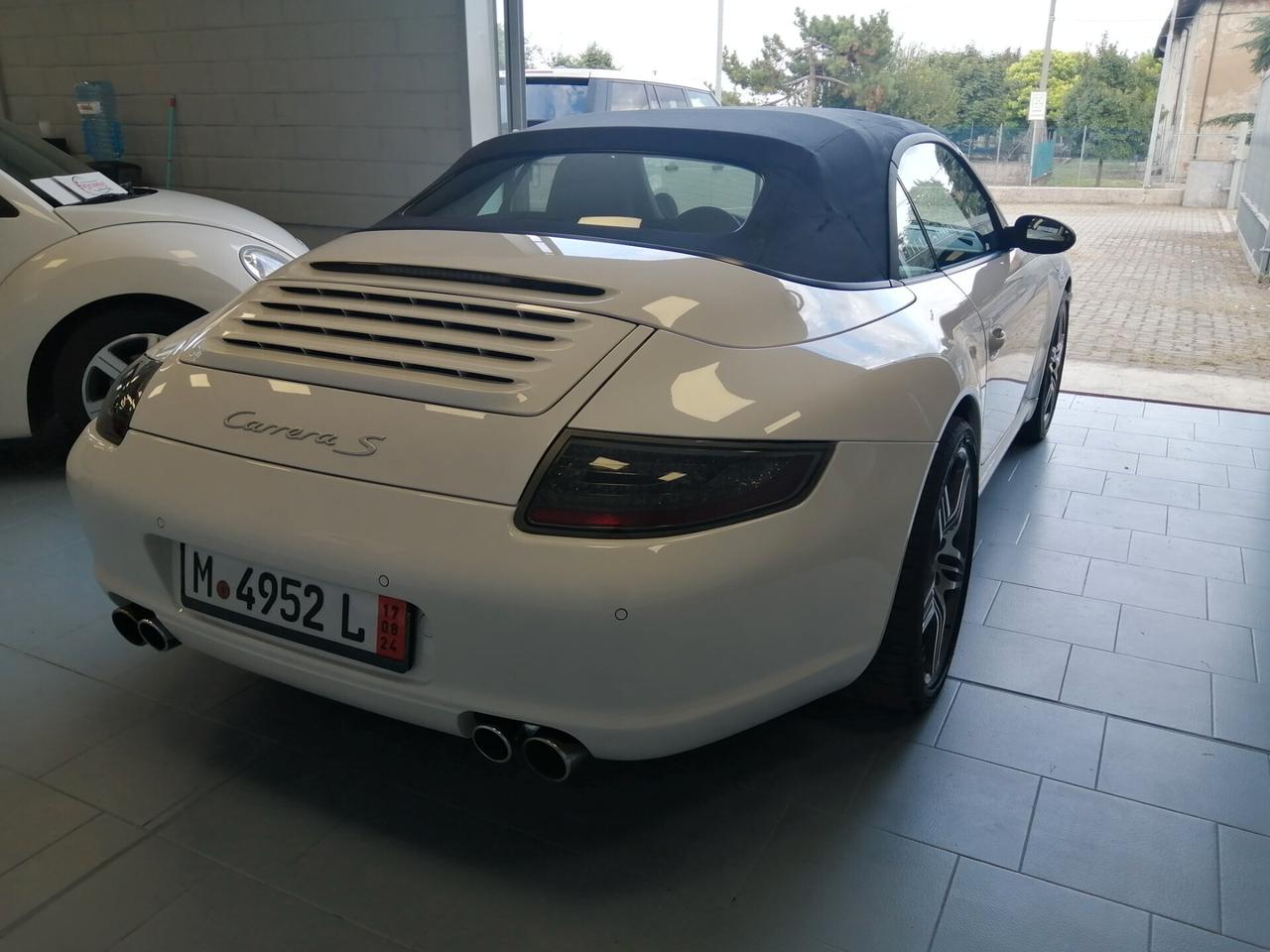 Porsche 997 Cabrio 3.8 Carrera S Book Service Porsche completo