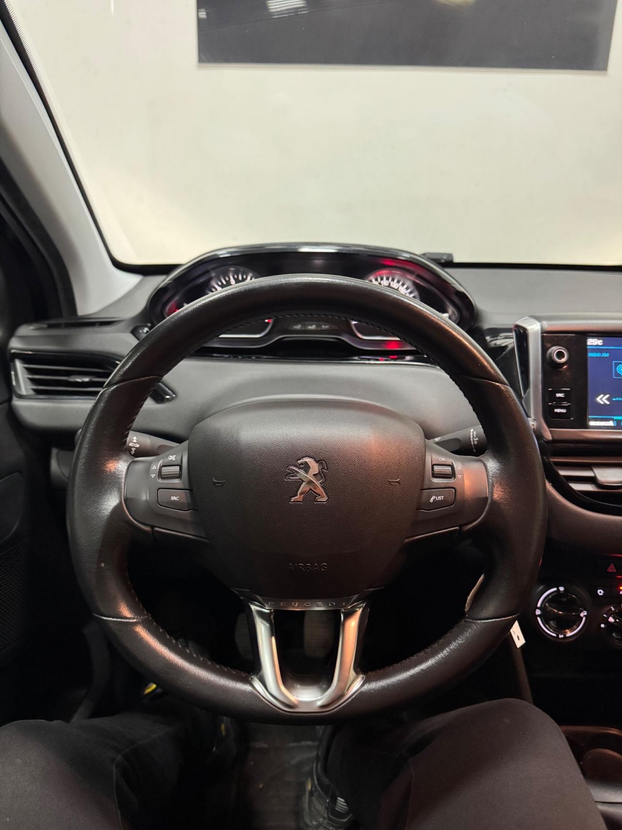 Peugeot 208 PureTech 82 5 porte Allure