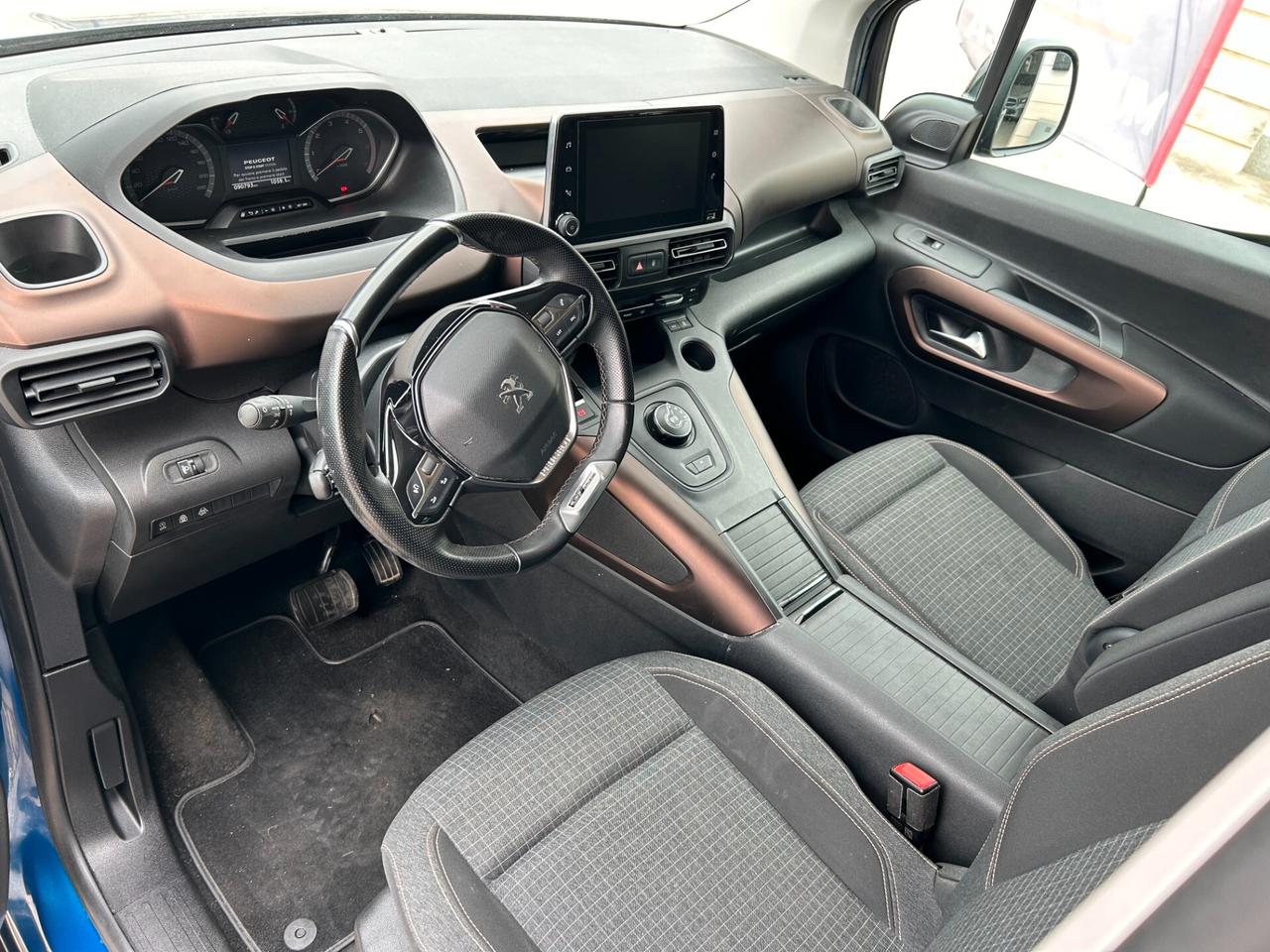 Peugeot Rifter BlueHDi 130 EAT8 GT Line