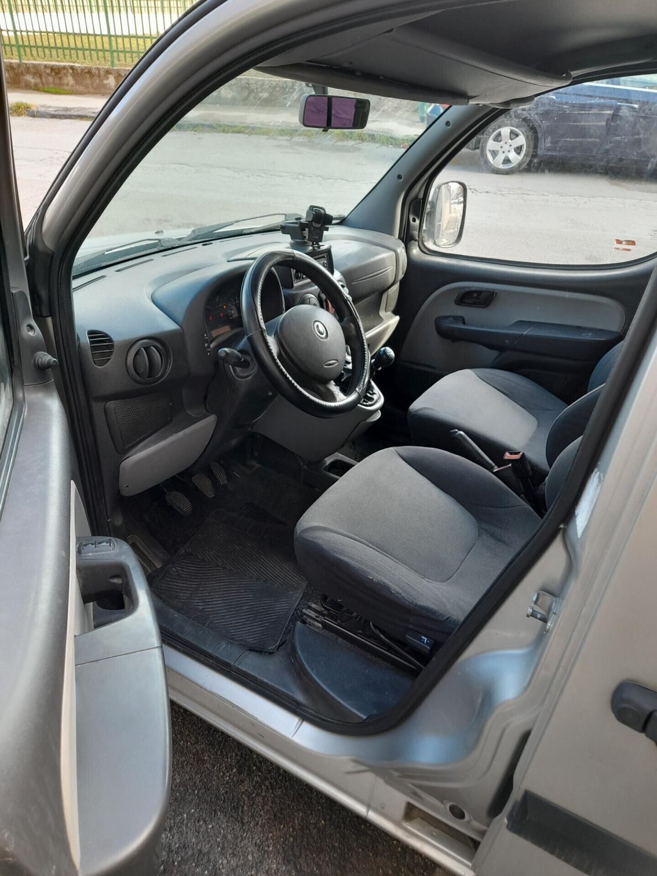 Fiat Doblo Doblò 1.6 16V Natural Power Active