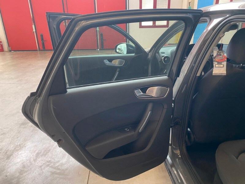 AUDI A1/S1 A1 SPB 1.4 TDI Admired