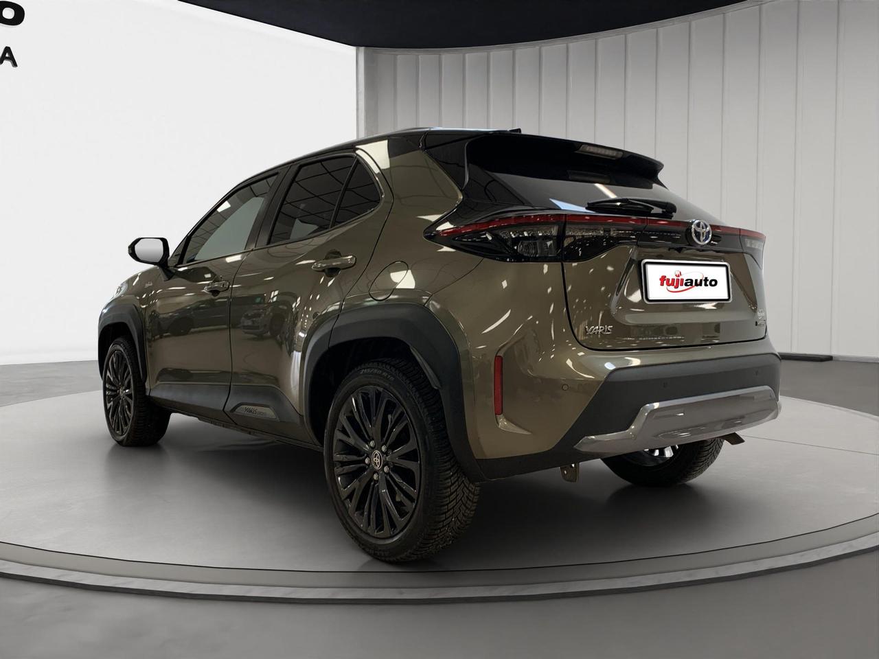 Toyota Yaris Cross 1.5h Adventure awd-i 116cv e-c