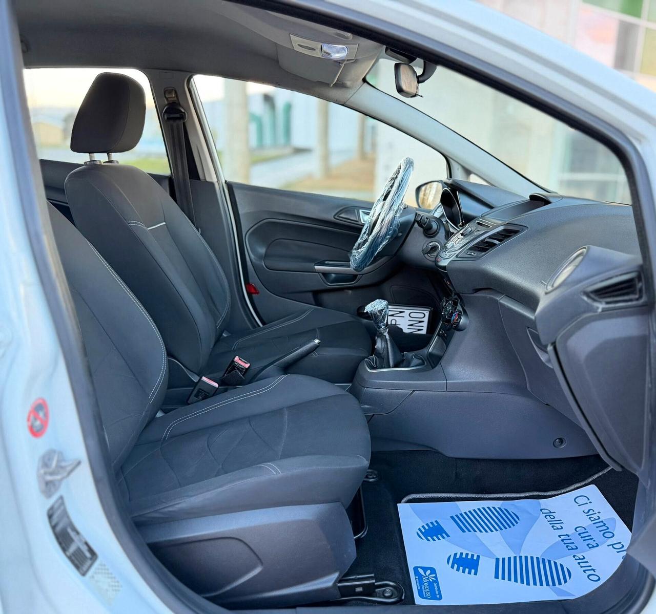 Ford Fiesta 1.5 TDCi 75CV 5 porte Titanium