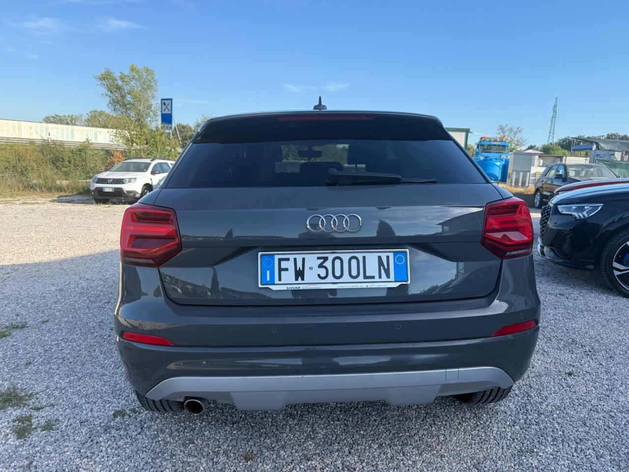 Audi Q2 30 TDI S tronic Identity Black