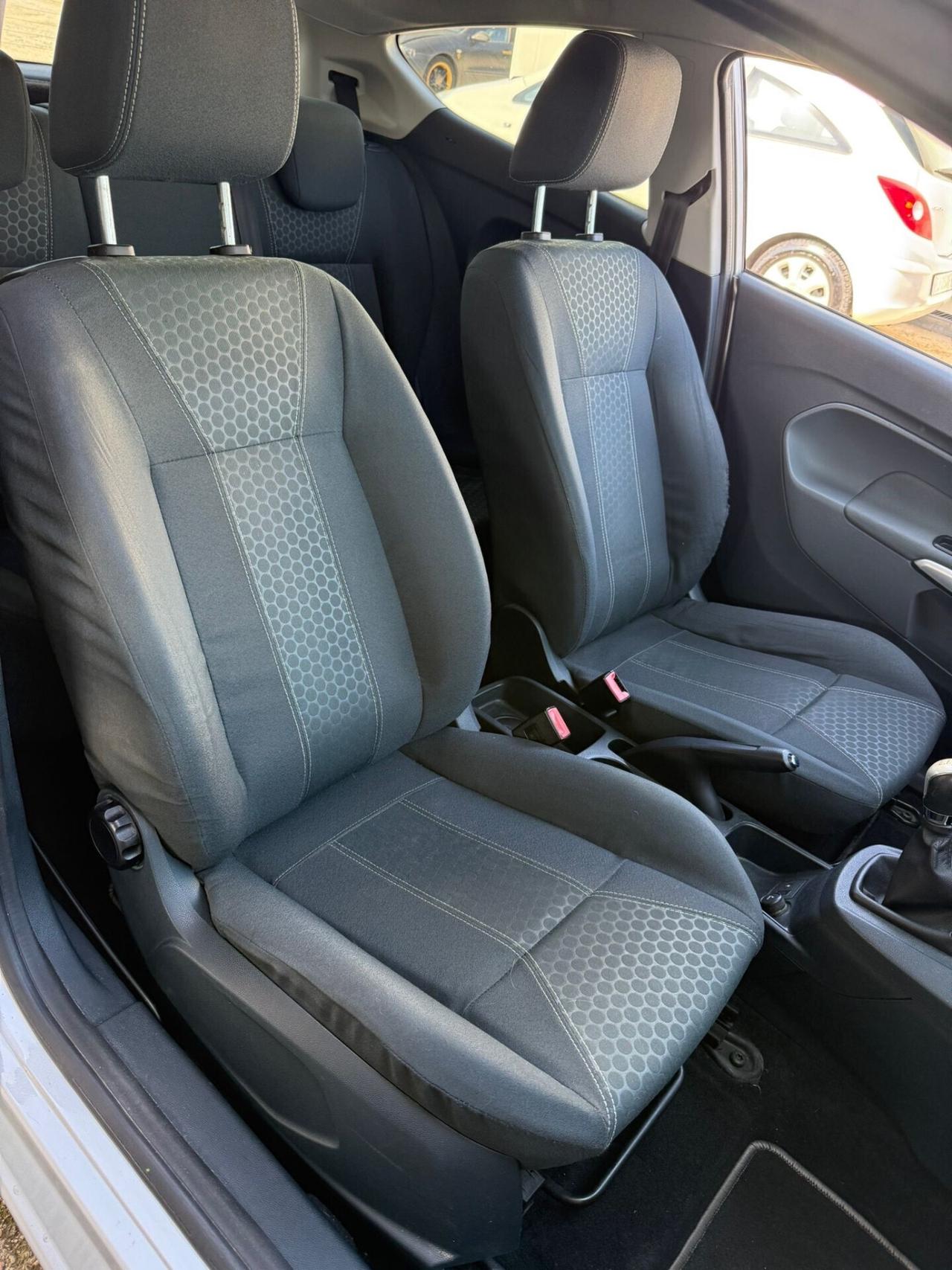 Ford Fiesta Titanium 1.2 benzina Unipro NEOPATENTATI