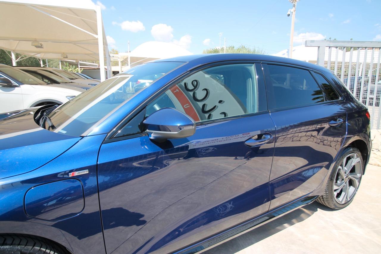 Audi A3 Spb 40 tfsi e Identity Black s-tronic|22000 km|2024