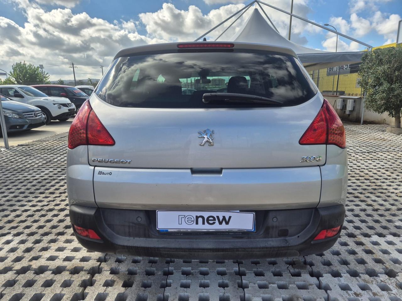 Peugeot 3008 2.0 HDi 150CV Business