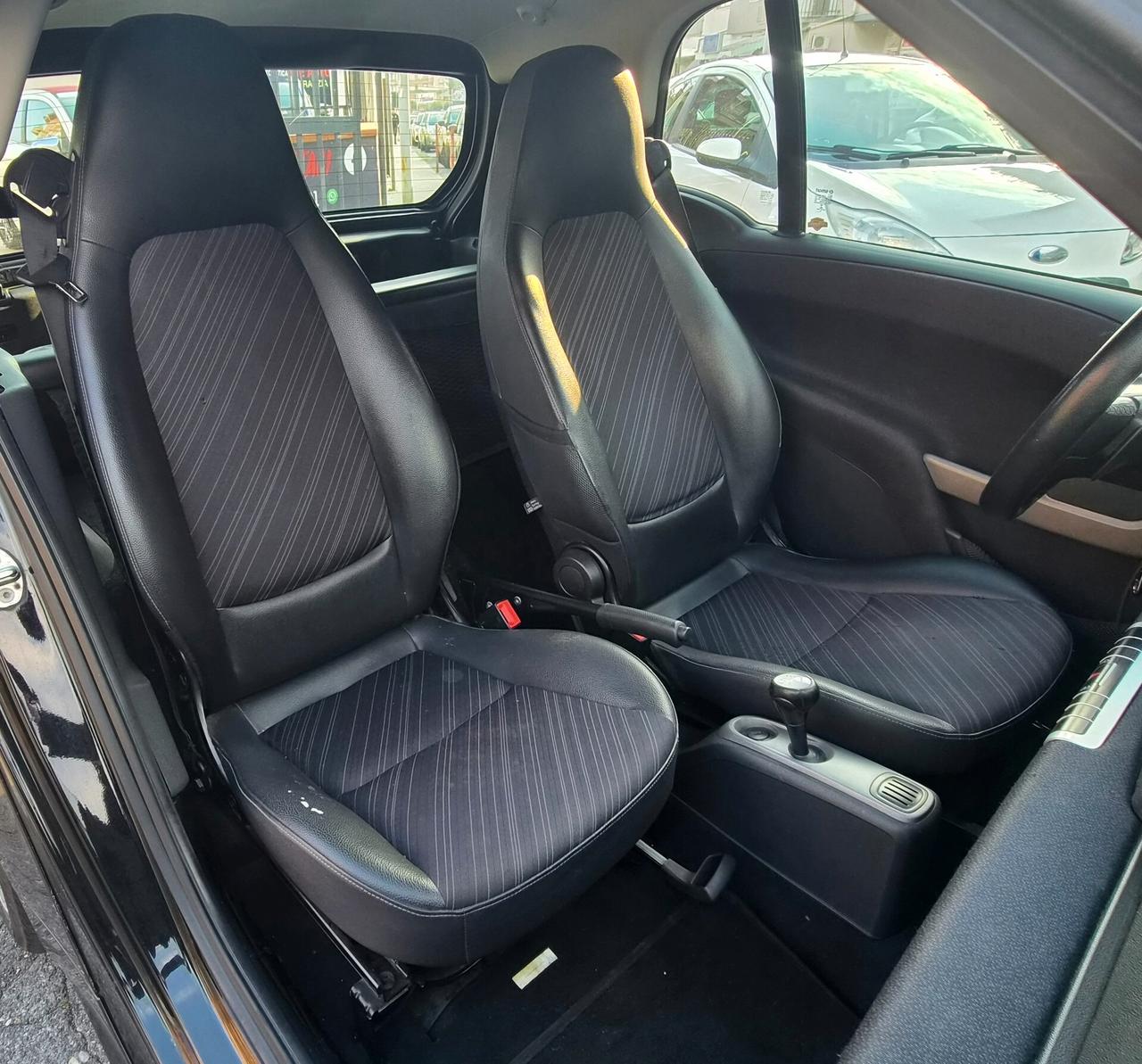 Smart ForTwo 1000 62 kW coupé passion