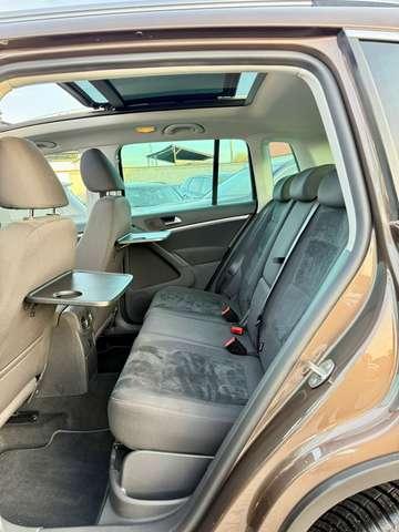 Volkswagen Tiguan 2.0 tdi bm Sport