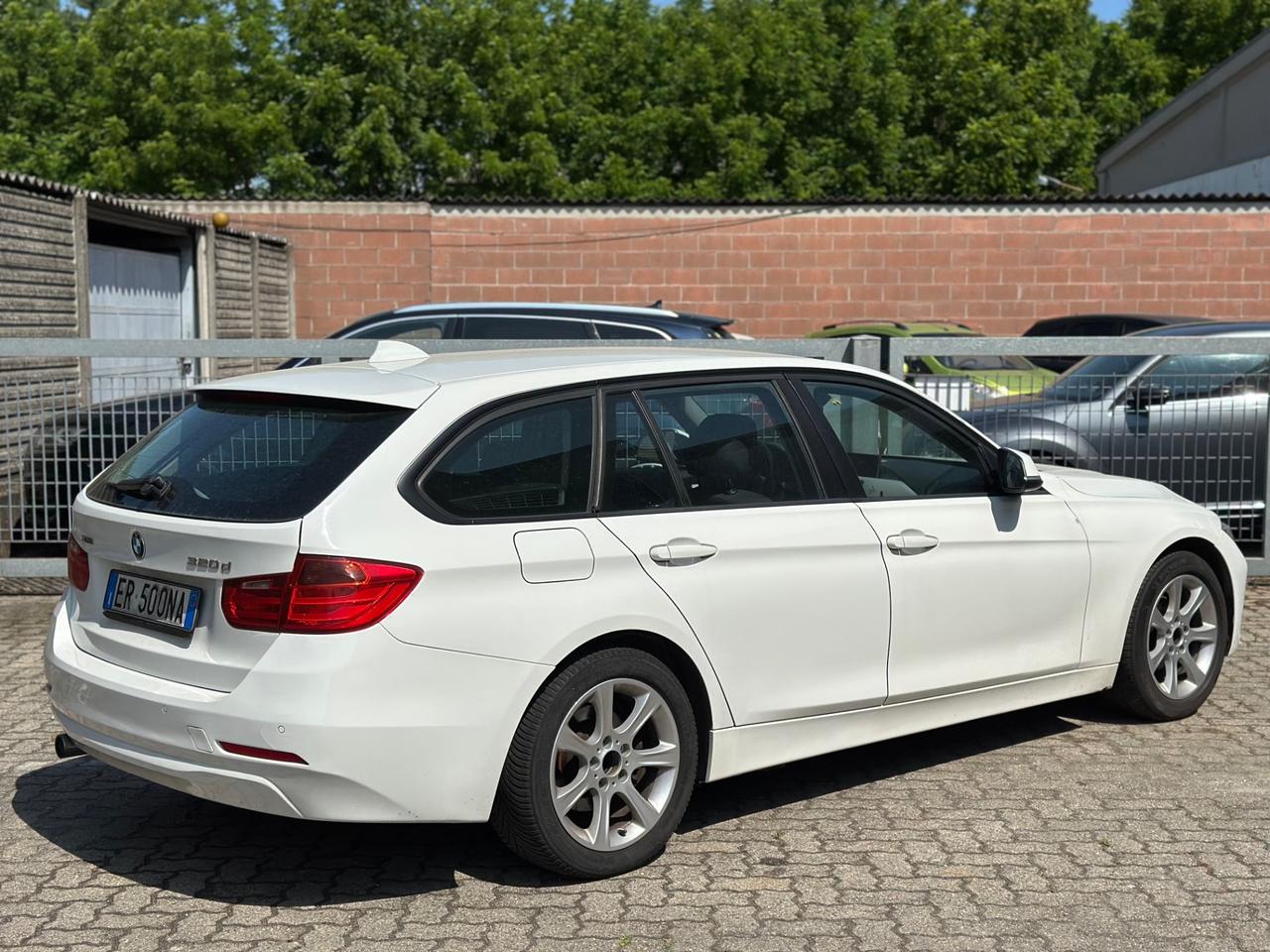 Bmw 320 320d xDrive Touring Msport