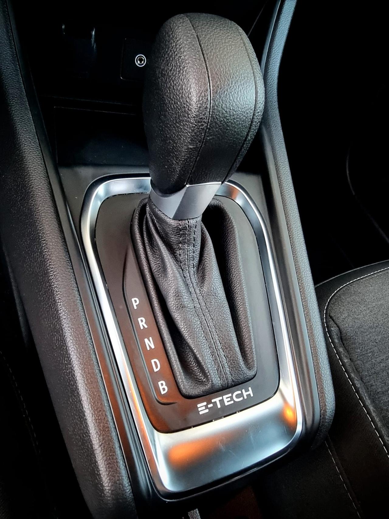 Renault Captur Full Hybrid E-Tech 145 CV Techno
