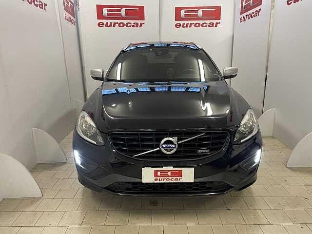 Volvo XC60 D5 AWD Geartronic R-design Momentum