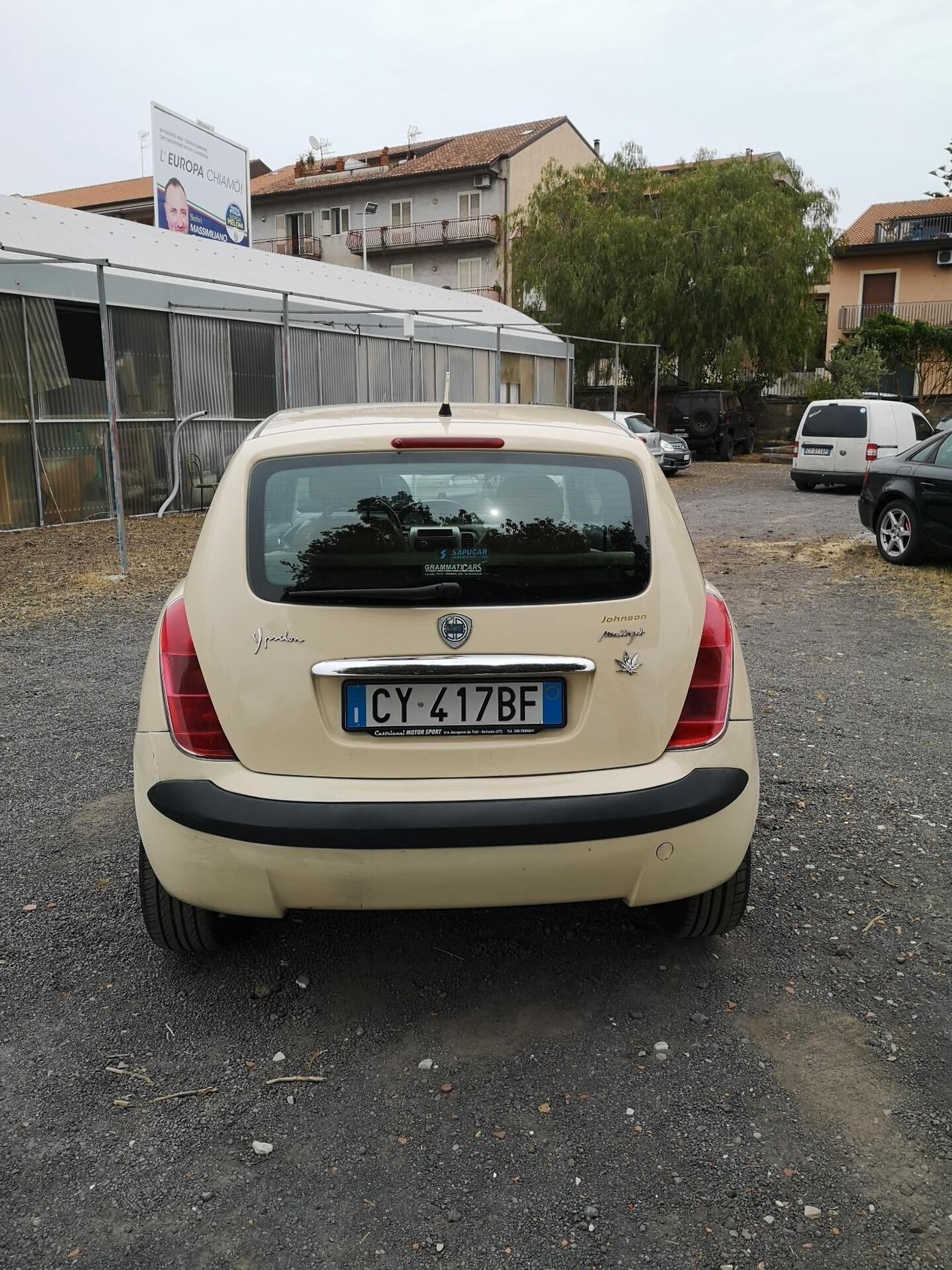 Lancia Ypsilon 1.3 Multijet 16V Argento