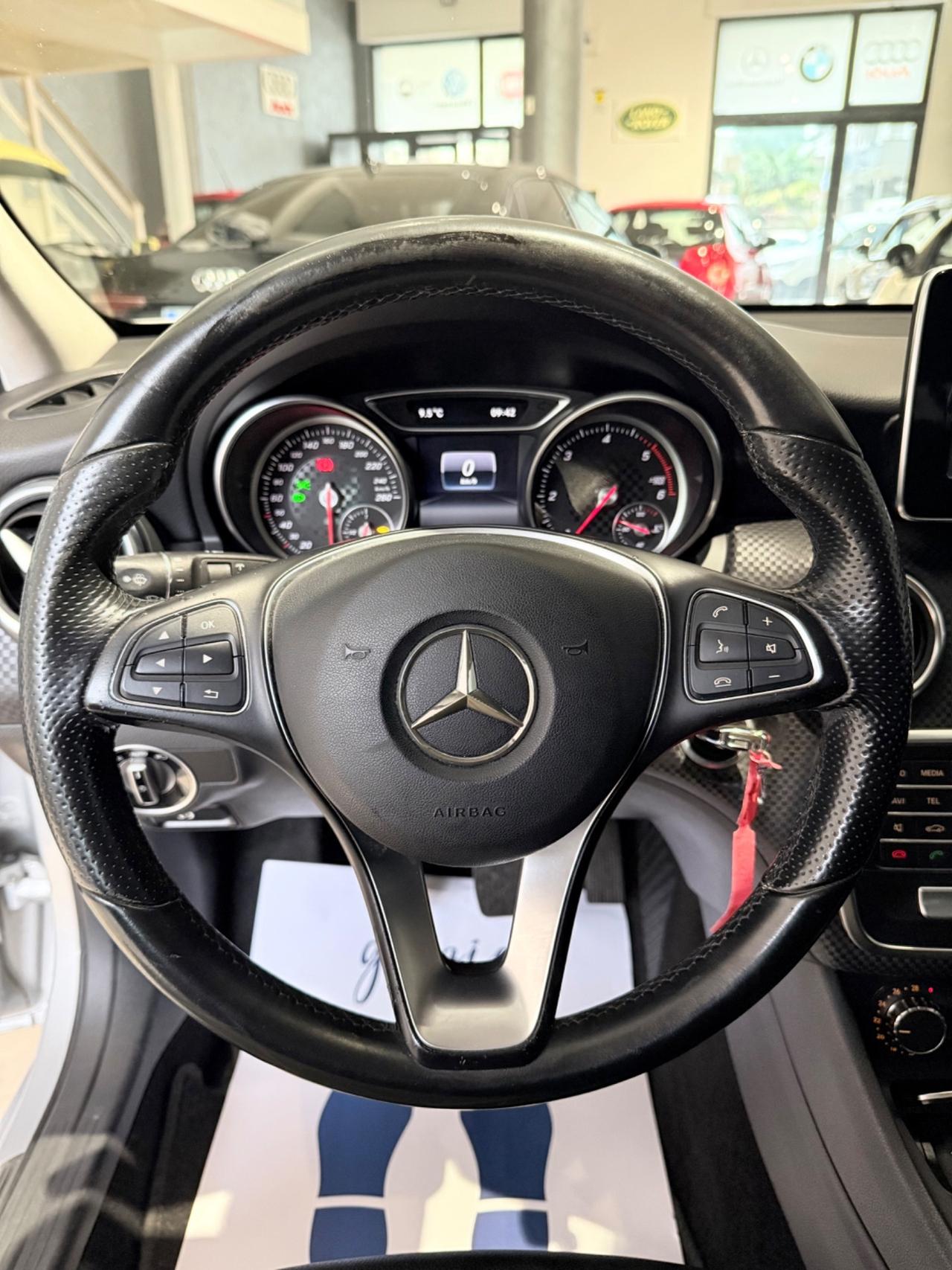 Mercedes-benz A 180 d Executive fari full-LED navi retrocamera