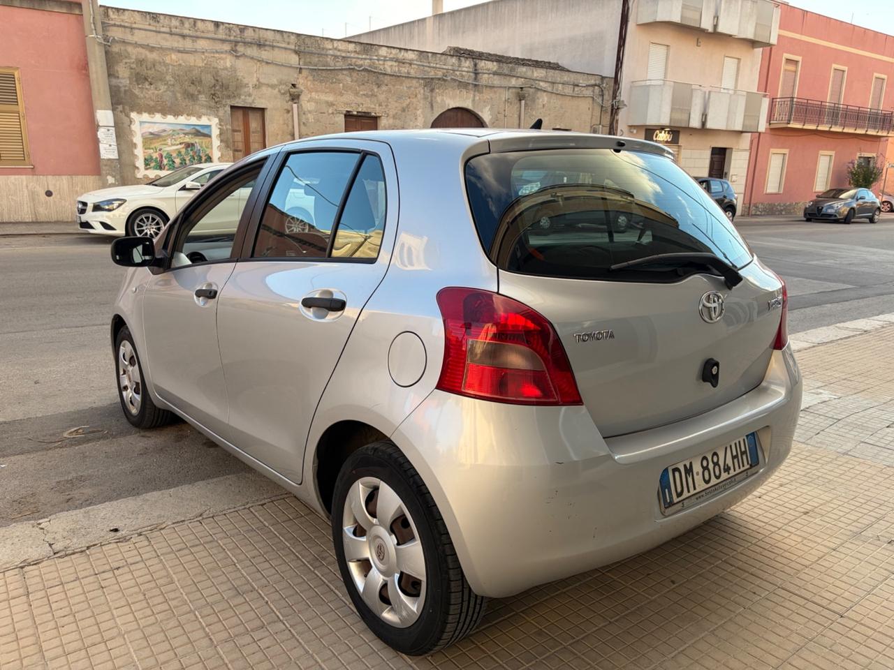 Toyota Yaris 1.3 5 porte