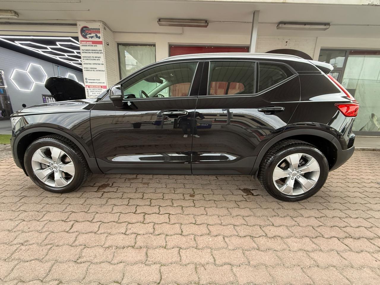 Volvo XC40 D3 AWD Geartronic R-design 4x4
