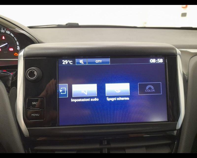 Peugeot 208 I 2015 1.2 puretech Access 82cv 3p