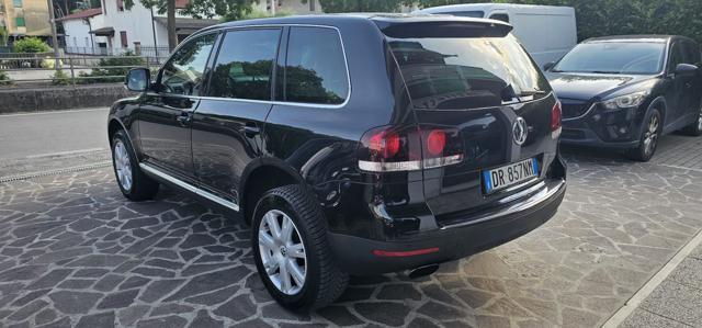 VOLKSWAGEN Touareg 2.5 R5 TDI DPF tiptronic Exclusive
