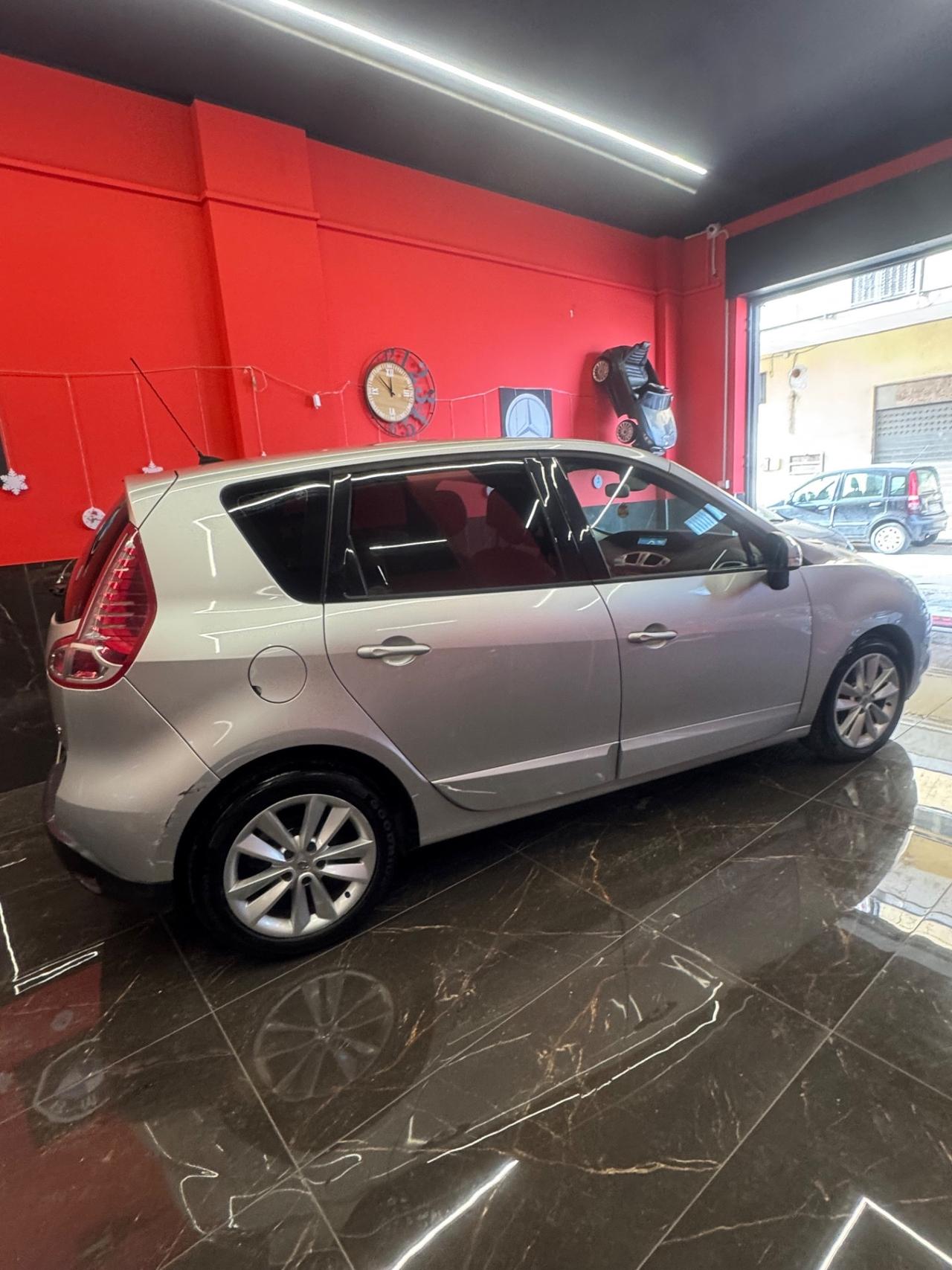 Renault Scenic Scénic 1.5 dCi 110CV EDC Dynamique