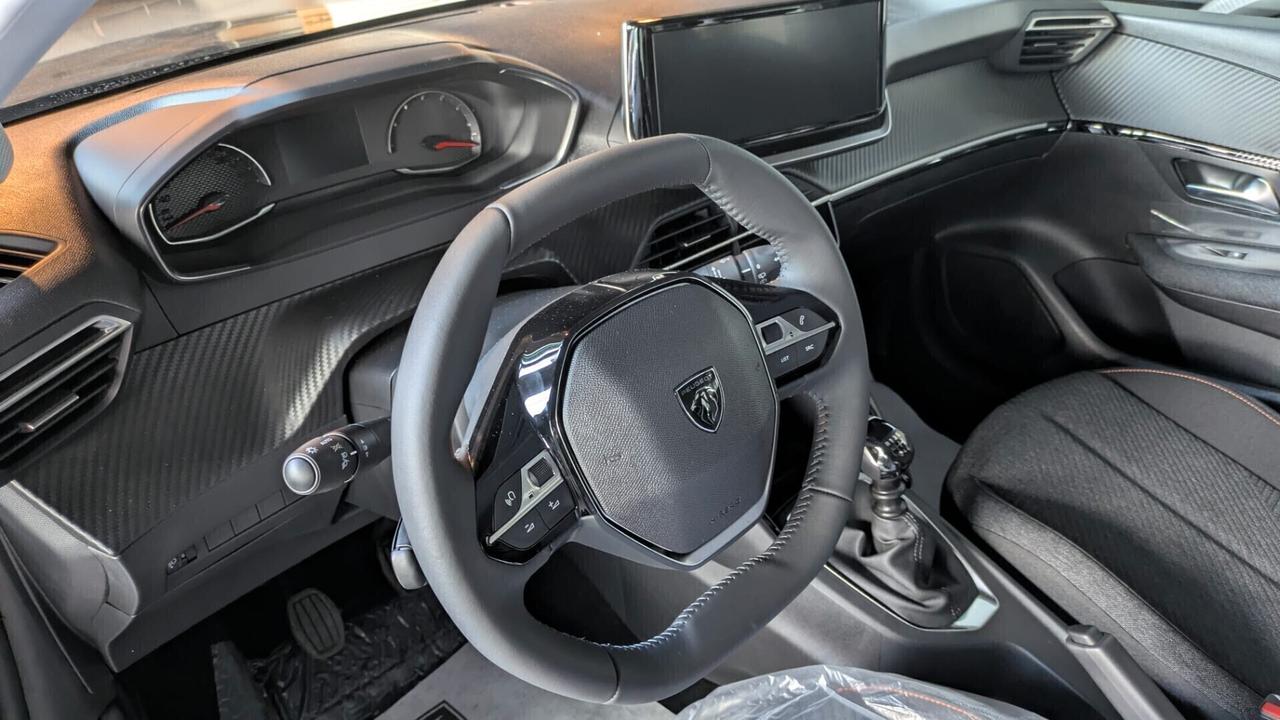 Peugeot 208 100 STYLE