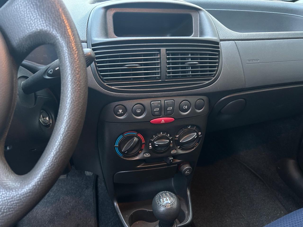 Fiat Punto 1.2i cat 5 porte ELX