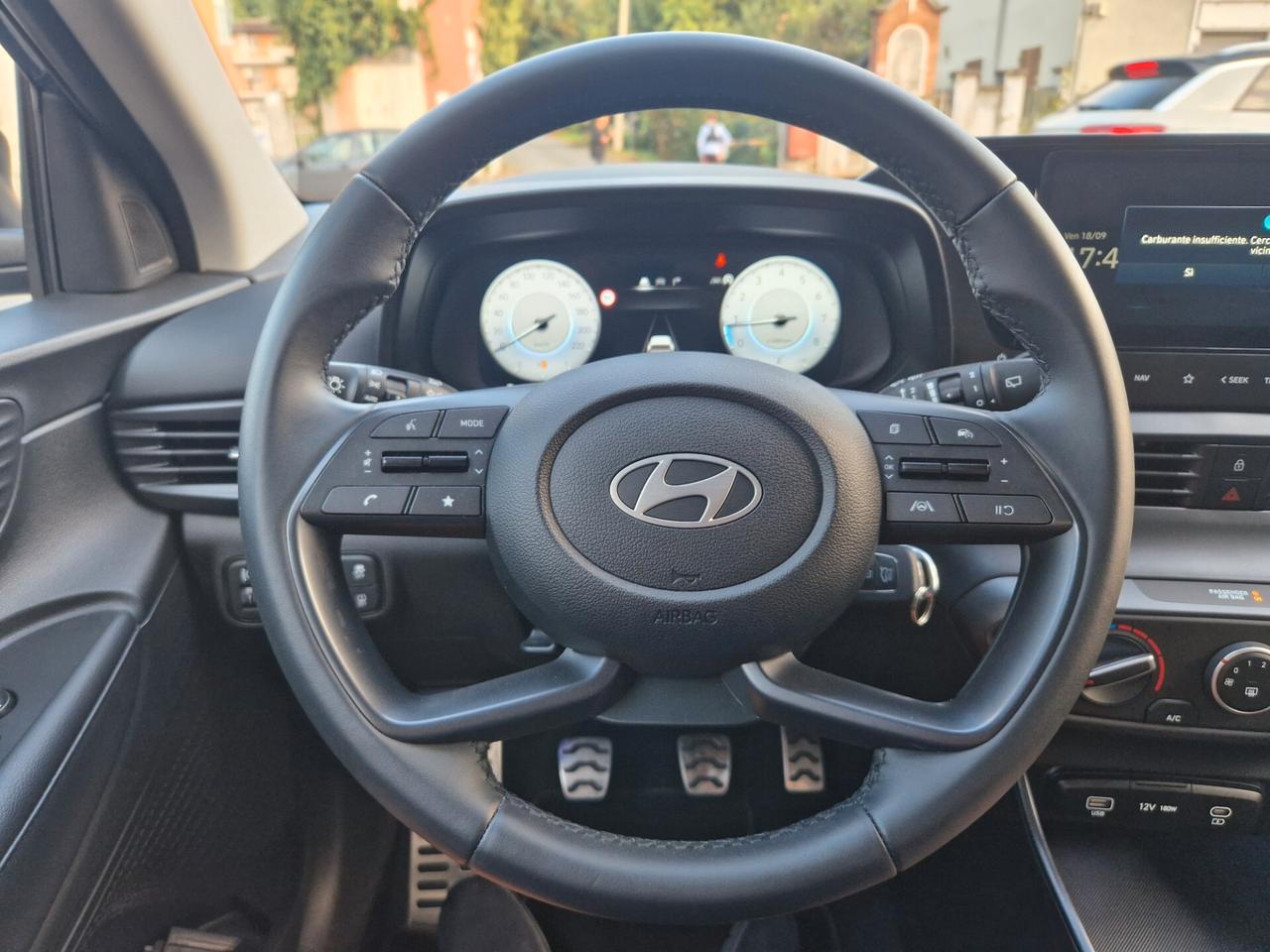 Hyundai BAYON 1.2 88CV "SOLO 6.200 km" Carplay, Navi, Telecamera