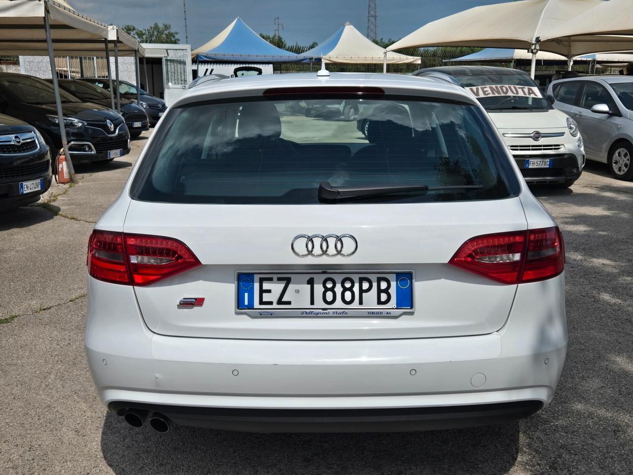 Audi A4 Avant 2.0 TDI 143CV del 2012 gancio traino omologato
