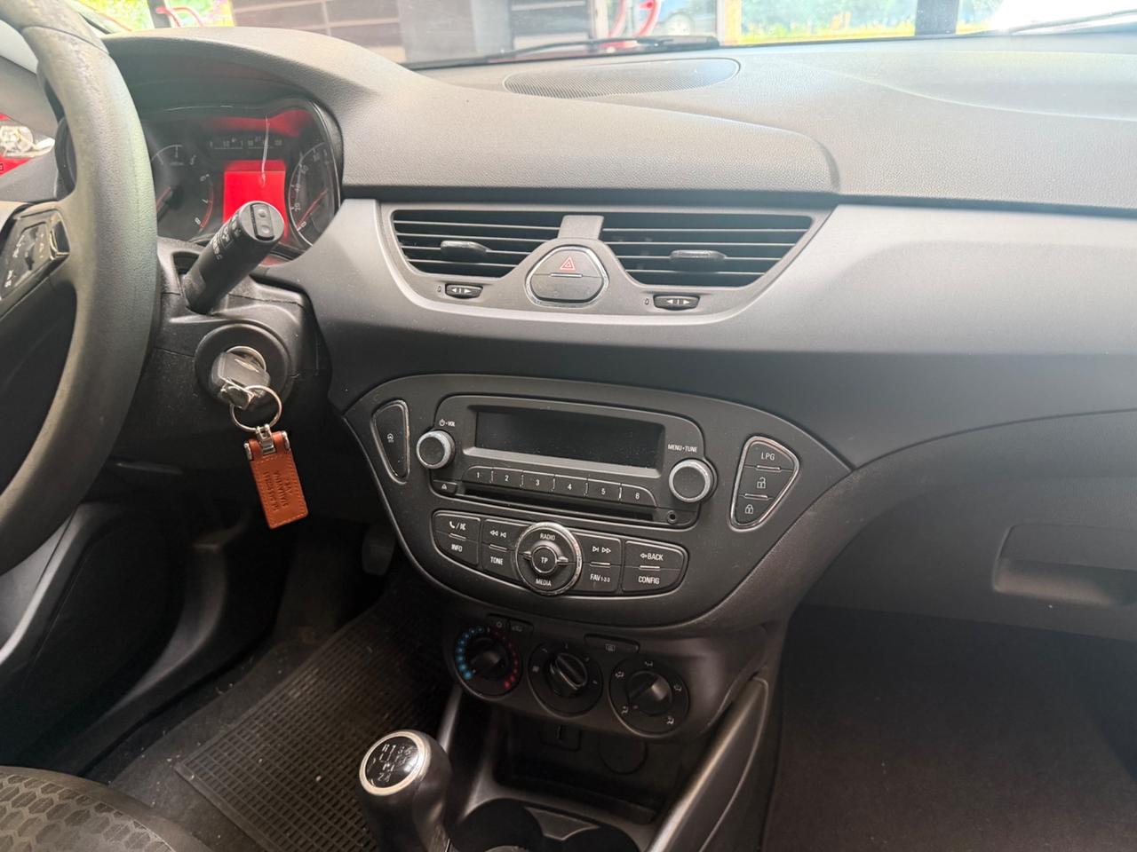 Opel Corsa 1.4 90CV GPL Tech 5 porte Advance