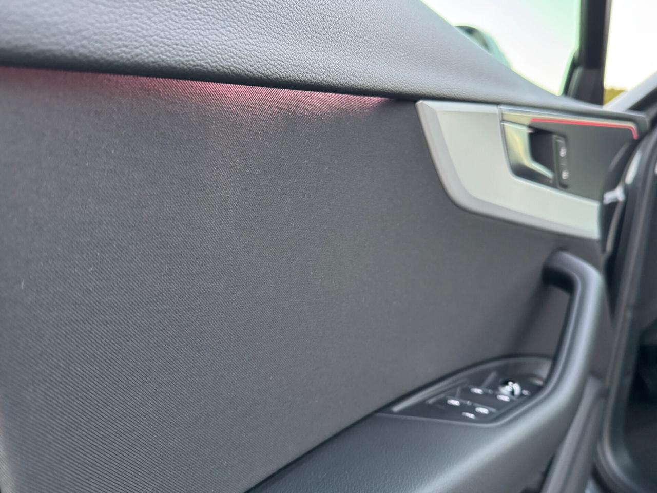 Audi A4 Avant 40 TDI quattro S tronic line edition