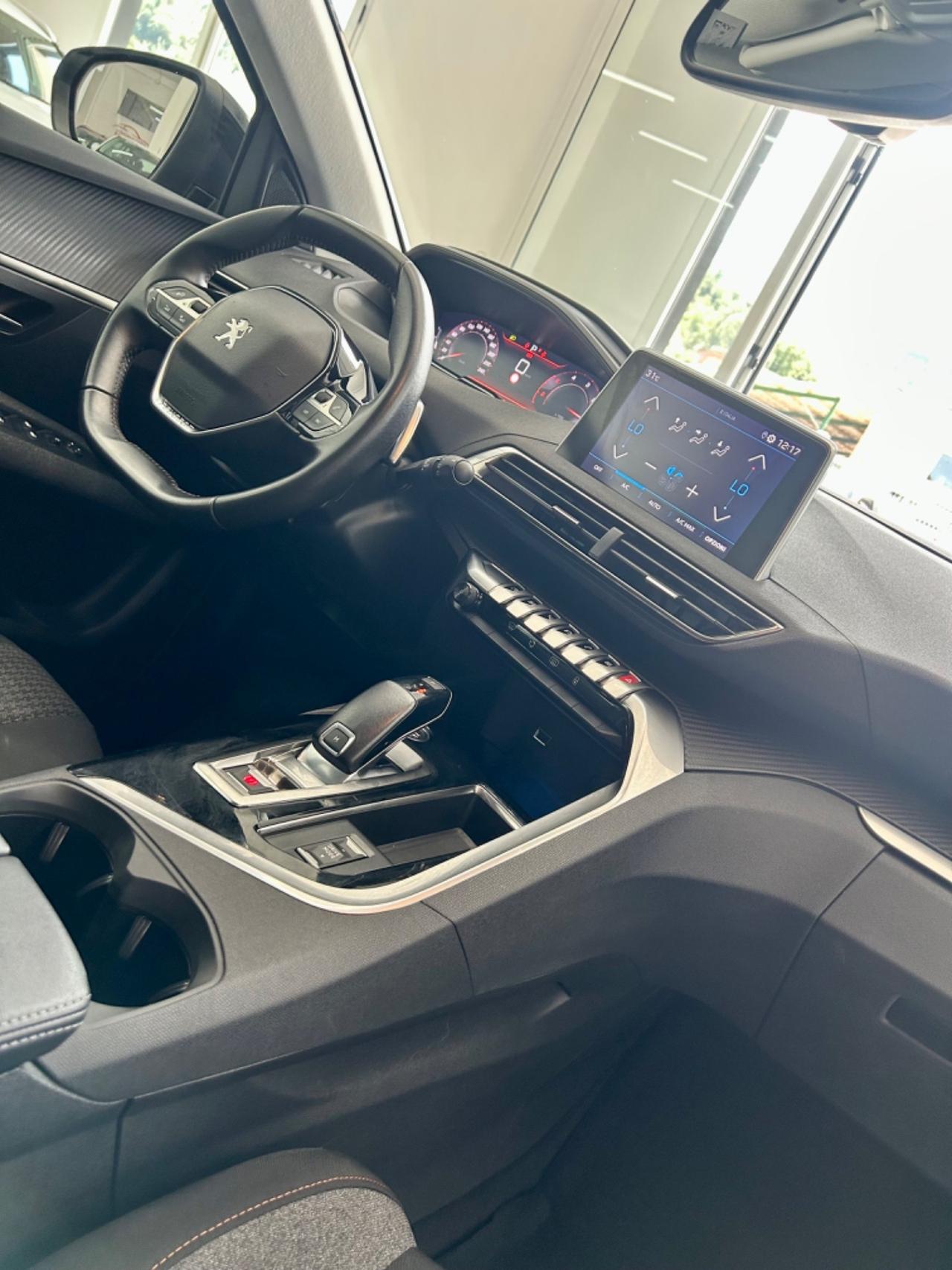 Peugeot 3008 BlueHDi 130 S&S EAT8 FINANZIABILE