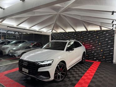 Audi Q8 50 TDI 286 CV quattro S-line