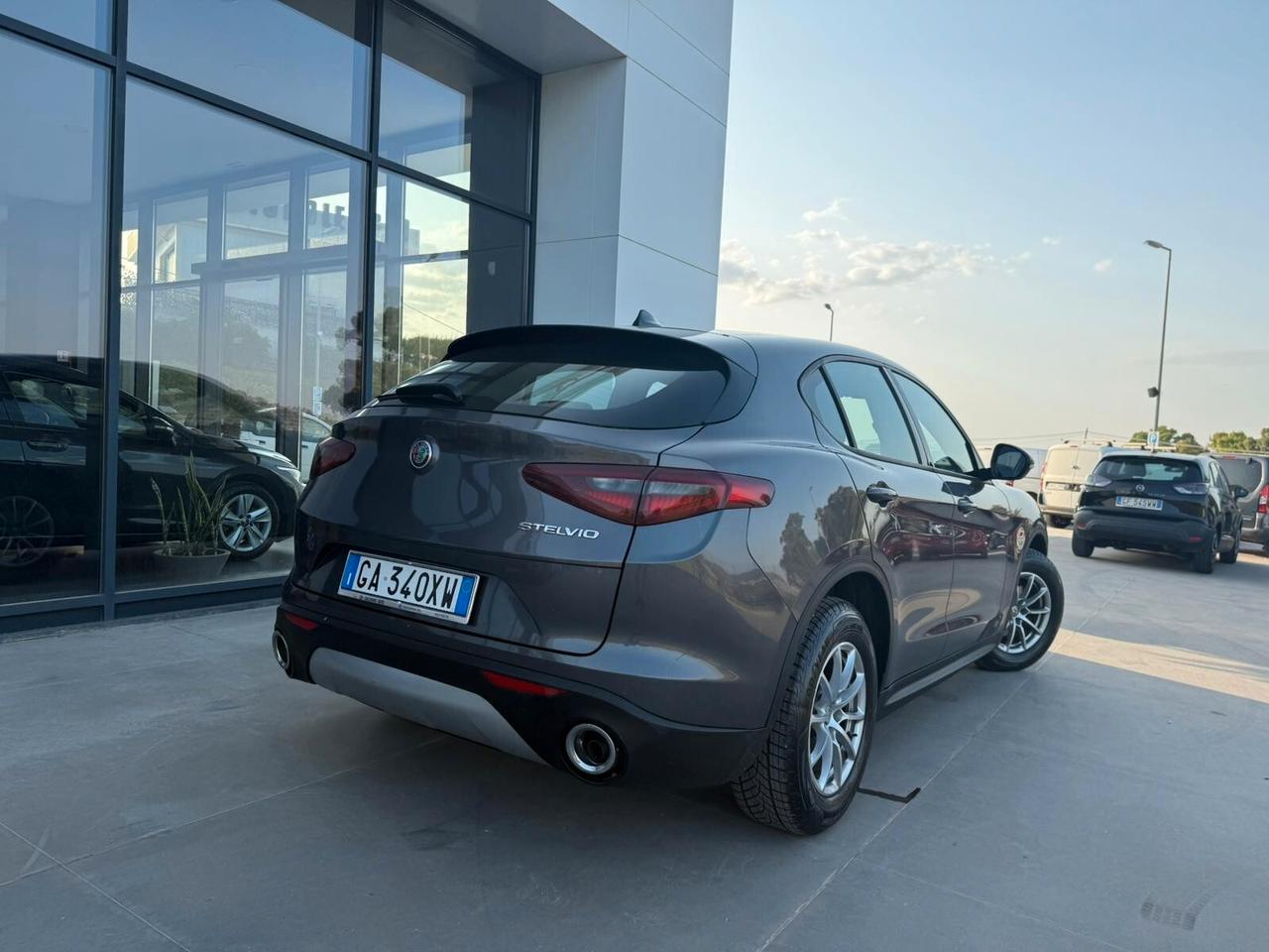Alfa Romeo Stelvio 2.2 Turbodiesel 190 CV AT8 RWD Business