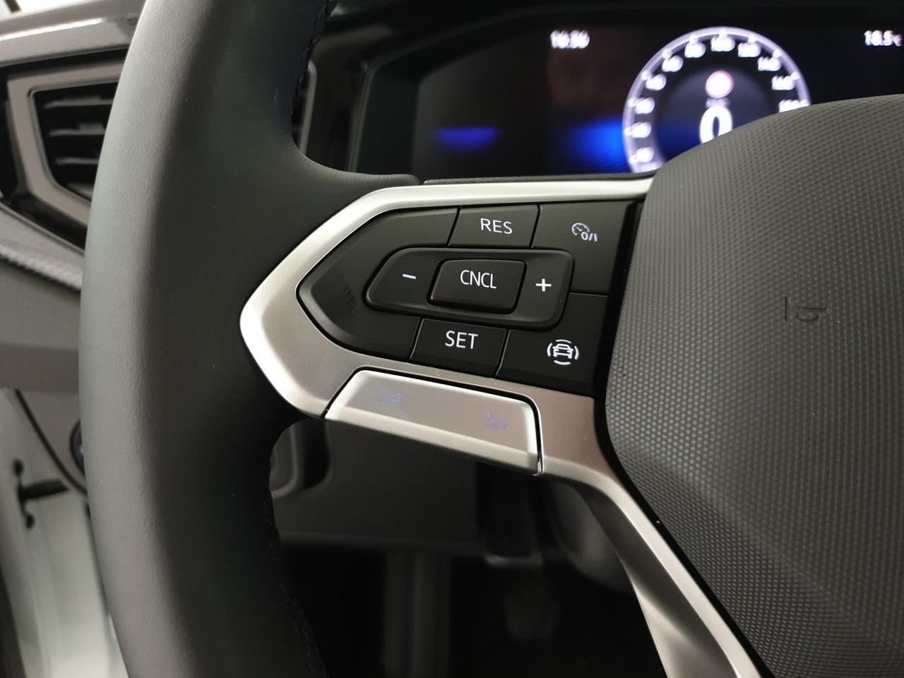Volkswagen Polo 1.0 tsi life 95cv