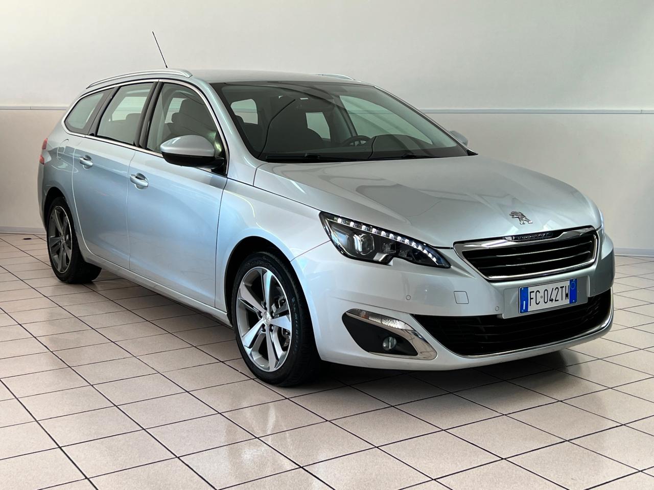 Peugeot 308 SW 1.6 BlueHDi 120cv ALLURE - LEGGERE -