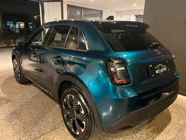 Fiat 600 Hybrid 100 CV DCT MHEV La Prima