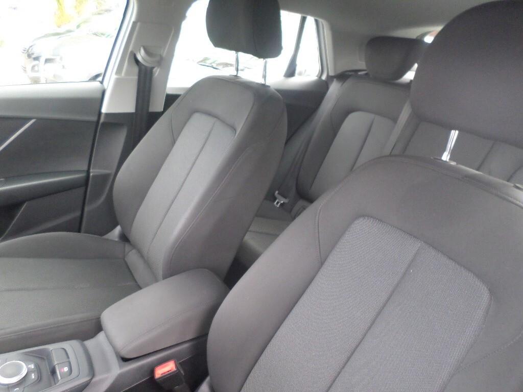 Audi Q2 30 TDI S tronic Business